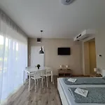 Oet Fenyo Apartmanhaz 公寓
