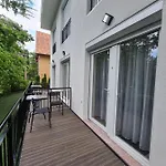 öt Fenyő Apartamento *