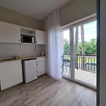öt Fenyő * Siófok