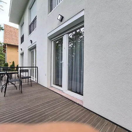 Διαμέρισμα Oet Fenyo Apartmanhaz Σίοφοκ