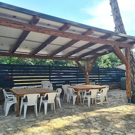 Oet Fenyo Apartmanhaz Διαμέρισμα Σίοφοκ