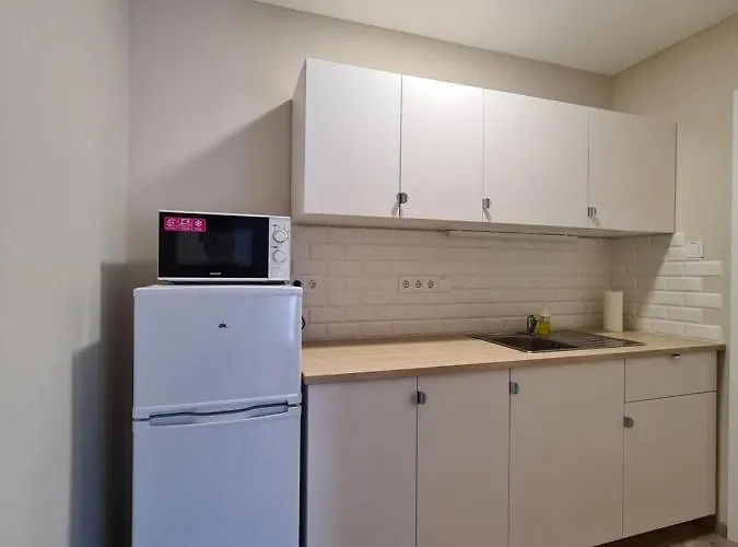 Oet Fenyo Apartmanhaz Lägenhet