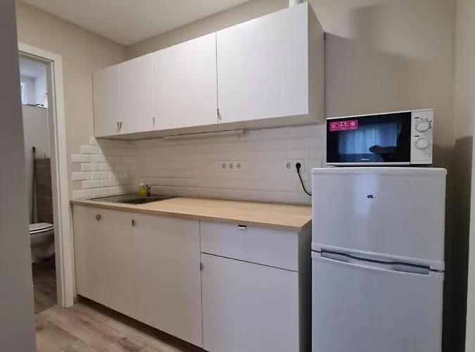 Oet Fenyo Apartmanhaz * Siófok